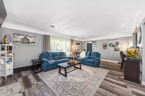 Living - 8720 Woodview Dr, Cincinnati, OH 45231 photo 1 of 1