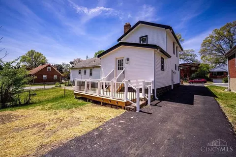 Exterior - 6206 Hammel Ave, Golf Manor, OH 45237 photo 5 of 6