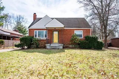 877 Sarbrook Dr, Cincinnati, OH 45231