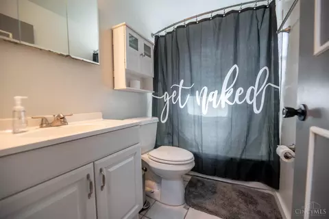Bath - 877 Sarbrook Dr, Cincinnati, OH 45231 photo 1 of 2