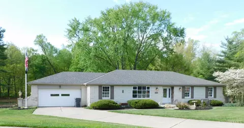 6417 Visitation Dr, Cincinnati, OH 45248