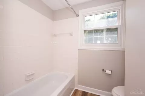 Bath - 7788 Deerhurst Pl, Maineville, OH 45039 photo 4 of 5