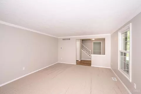 Living - 7788 Deerhurst Pl, Maineville, OH 45039 photo 1 of 8