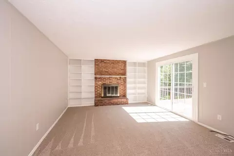 Living - 7788 Deerhurst Pl, Maineville, OH 45039 photo 8 of 8