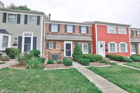 92 Applewood Dr, Fairfield, OH 45014