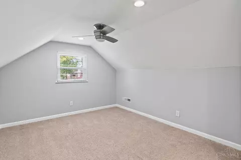 Bedroom - 4108 Simpson Ave, Cincinnati, OH 45227 photo 3 of 3