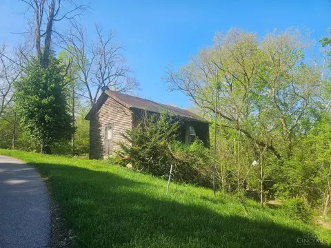 4529 Elmwood Rd, Batavia, OH 45103