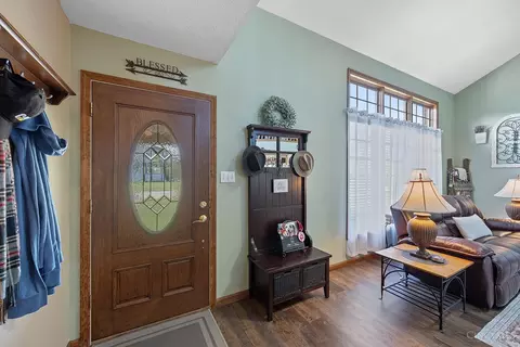 515 Harrison St, Gratis, OH 45330 photo 6