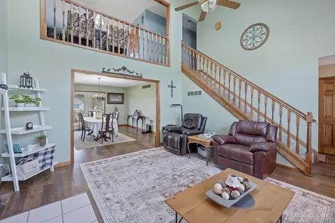515 Harrison St, Gratis, OH 45330 photo 11