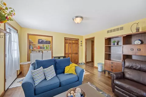 515 Harrison St, Gratis, OH 45330 photo 23