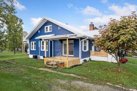 Exterior - 304 North St, Georgetown, OH 45121 photo 4 of 12
