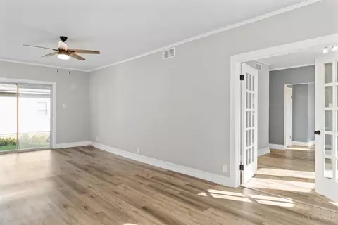 Living - 304 North St, Georgetown, OH 45121 photo 5 of 7