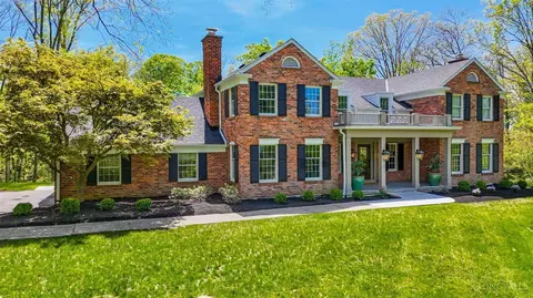 8450 Blue Cut Ln, Cincinnati, OH 45243