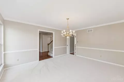 2250 Donnington Ln, Cincinnati, OH 45244 photo 14