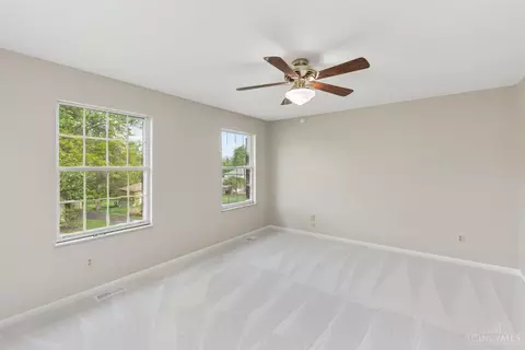 2250 Donnington Ln, Cincinnati, OH 45244 photo 35