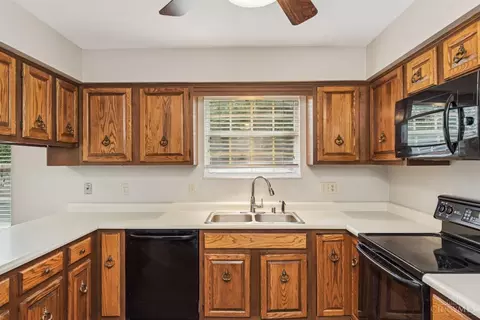 2250 Donnington Ln, Cincinnati, OH 45244 photo 24