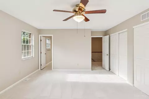 2250 Donnington Ln, Cincinnati, OH 45244 photo 32