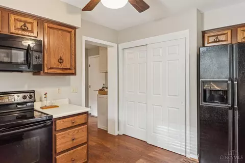 2250 Donnington Ln, Cincinnati, OH 45244 photo 26