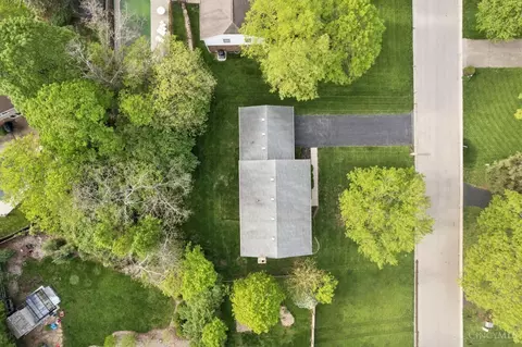 2250 Donnington Ln, Cincinnati, OH 45244 photo 8