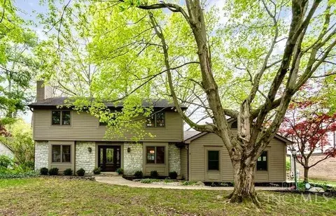 3255 S Cove Ct, Maineville, OH 45039