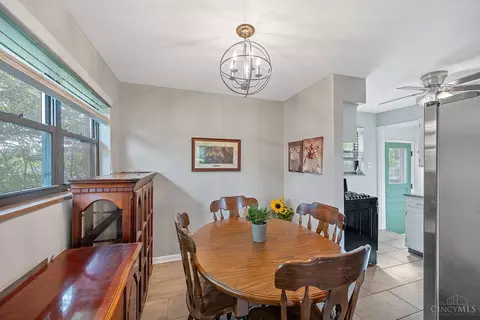 Dining - 320 Anders Ct, Cincinnati, OH 45238 photo 1 of 3