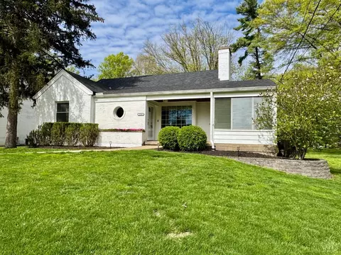 7701 Gwenwyn Dr, Cincinnati, OH 45236