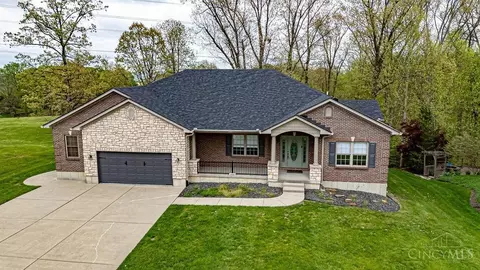 3806 Longhorn Dr, Hamilton, OH 45013