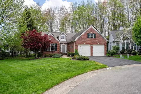 9254 Stratford Ct, Loveland, OH 45140