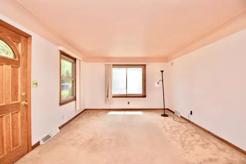 10589 Chipstone Dr, Harrison, OH 45030 photo 3