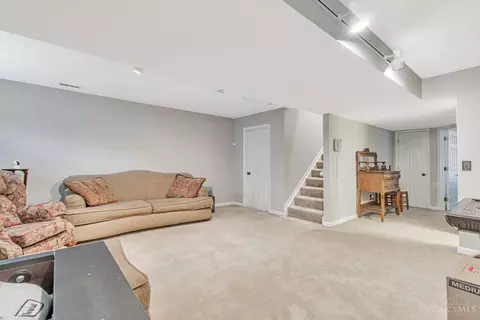 534 Davis Rd, Cincinnati, OH 45255 photo 13