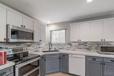 534 Davis Rd, Cincinnati, OH 45255 photo 17