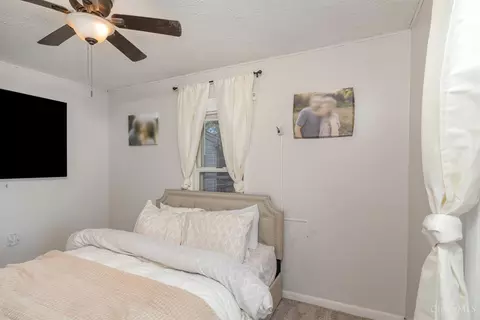 Bedroom - 322 Willow St, Williamsburg, OH 45176 photo 2 of 4