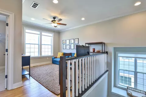 4191 Parkview Dr, Blue Ash, OH 45242 photo 12