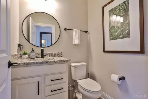 4191 Parkview Dr, Blue Ash, OH 45242 photo 30