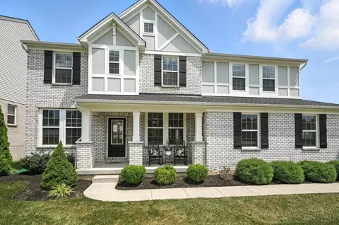 2654 Autumn Harvest Dr, Montgomery, OH 45140