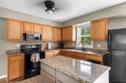Kitchen - 259 Third St, Williamsburg, OH 45176 photo 3 of 6