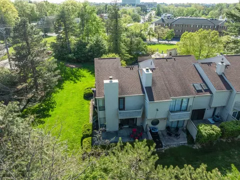 View/Area - 7292 Galbraith Rd, Cincinnati, OH 45243 photo 4 of 4