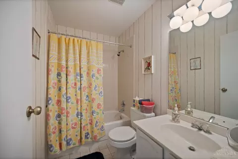 Bath - 7292 Galbraith Rd, Cincinnati, OH 45243 photo 2 of 4