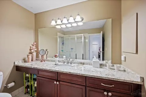 Bath - 7292 Galbraith Rd, Cincinnati, OH 45243 photo 3 of 4