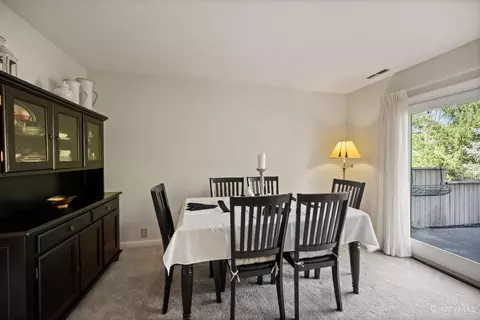 Dining - 7292 Galbraith Rd, Cincinnati, OH 45243 photo 2 of 3