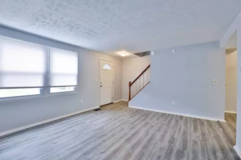 4558 Treeview Ct, Batavia, OH 45103 photo 8