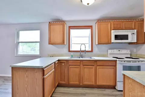 4558 Treeview Ct, Batavia, OH 45103 photo 16