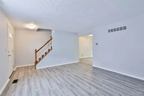 4558 Treeview Ct, Batavia, OH 45103 photo 6