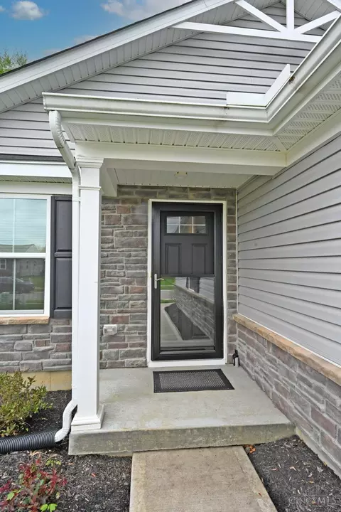 Exterior - 37 Platform St, Amelia, OH 45102 photo 2 of 6