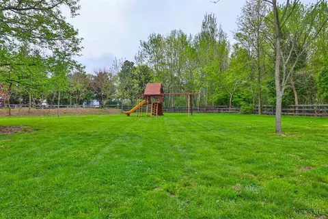 Exterior - 5705 Graves Rd, Cincinnati, OH 45243 photo 8 of 13