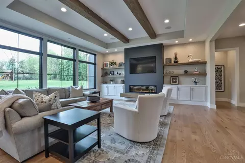 Living - 5705 Graves Rd, Cincinnati, OH 45243 photo 3 of 7
