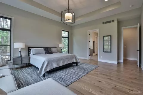 Bedroom - 5705 Graves Rd, Cincinnati, OH 45243 photo 2 of 7