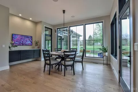 Dining - 5705 Graves Rd, Cincinnati, OH 45243 photo 4 of 6