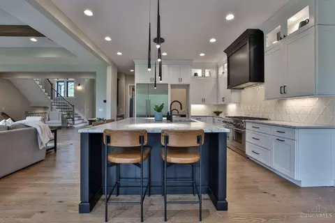 Kitchen - 5705 Graves Rd, Cincinnati, OH 45243 photo 4 of 8