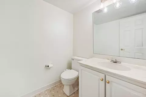 Bath - 7264 Galbraith Rd, Cincinnati, OH 45243 photo 1 of 3